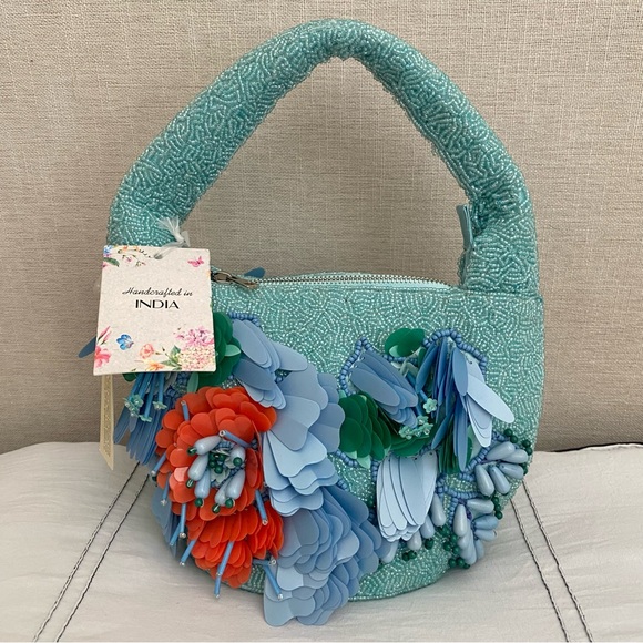 Handbags - NEW WITH TAGS Made In India Beaded Bag